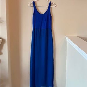 Women’s dress